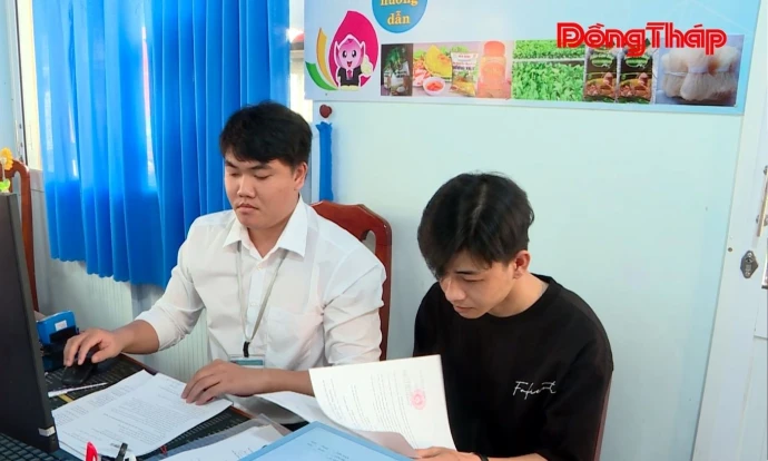 Xã Tân Nhuận Đông: Tháo gỡ “điểm nghẽn”, thúc đẩy chuyển đổi số