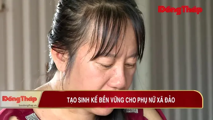 Tạo sinh kế bền vững cho phụ nữ xã đảo
