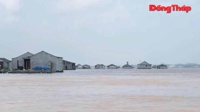 baodongthap, trangdiaphuong, thoisu, hongngu, sadec, canhsatduongthuy, dongthap, songtien, muanuocnoi