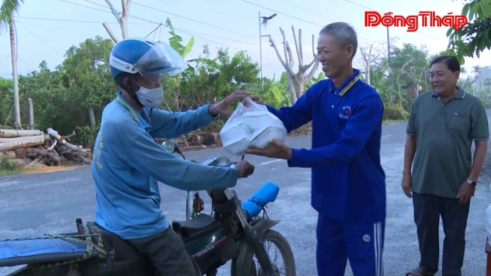 Ấm lòng bữa sáng 0 đồng