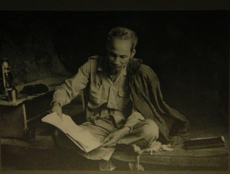 Chủ tịch Hồ Chí Minh ở Việt Bắc. Ảnh: tienphong.vn