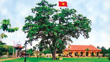 Đình Long Hưng.
