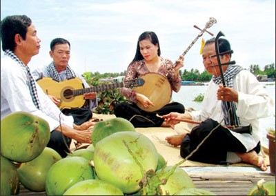 Đờn ca tài tử gắn liền với đời sống tinh thần của người dân Nam Bộ.