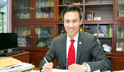 Ông Bảo Nguyễn. Ảnh: Ocweekly