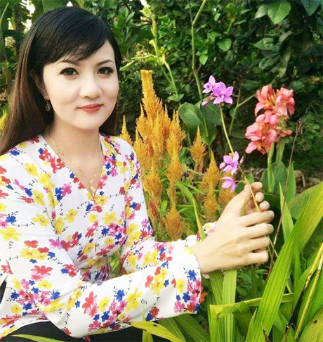 Ngọc Đặng về xã Thới Sơn (TP. Mỹ Tho) được thu hình trong Chương trình ĐCTT “Tiếng đàn đêm Xuân” phục vụ Tết Nguyên đán Ất Mùi 2015.