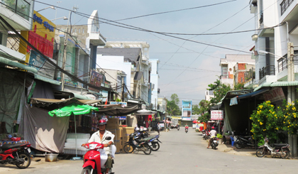 Chợ Thiên Hộ được xây dựng khang trang tạo bước phát triển cho xã.