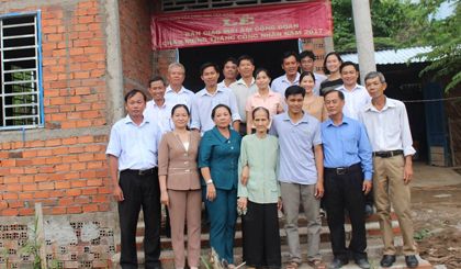 Thời gian qua, CĐVC tỉnh đã thực hiện nhiều hoạt động chăm lo đời sống vật chất, tinh thần cho CB-CC-VC-LĐ.