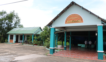 Khu du lịch sinh thái Đồng Tháp Mười là điểm du lịch thứ tư mà đoàn khảo sát đến. Khu du lịch này đang được Công ty Du lịch Công đoàn Tiền giang triển khai thực hiện đề án đầu tư cơ sở hạng tầng du lịch với nhiều hạng mục