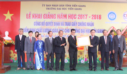 Nhà trường đón nhận kiểm định chất lượng giáo dục