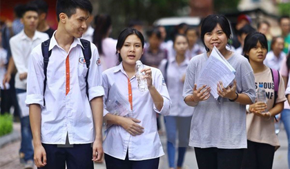 Thí sinh dự thi trung học phổ thông quốc gia. Ảnh: Minh Quyết/TTXVN