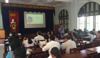 Quang cảnh buổi tập huấn