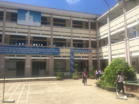 Cơ sở vật chất của nhà trường được đầu tư xây dựng khang trang.