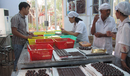 Sô-cô-la thành phẩm chuẩn bị đóng gói.