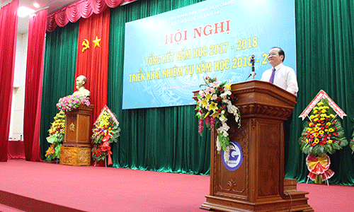 Đồng chí Trần Thanh Đức phát triển chỉ đạo tại Hội nghị.