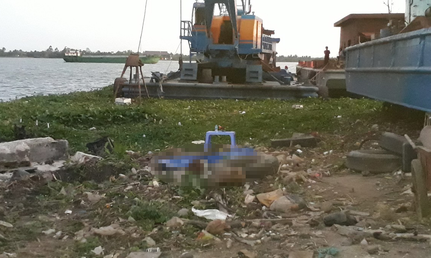 Thi thể nạn nhân đang trong giai đoạn phân hủy.