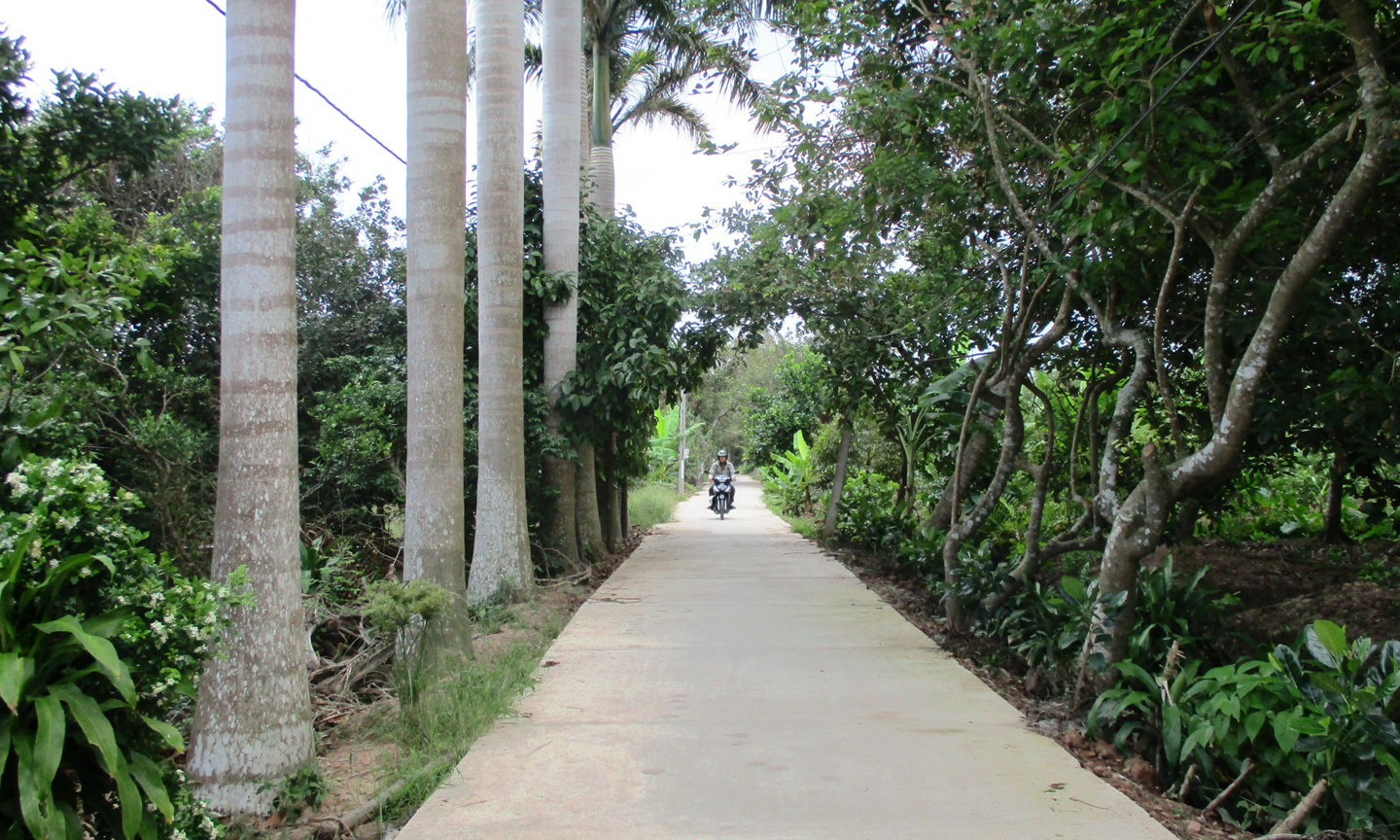 Tập trung xây dựng xã đạt chuẩn NTM, xã Tân Phong nỗ lực hoàn thiện hạ tầng nông thôn.