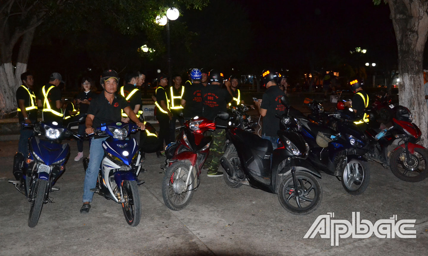 Công việc Ao Thiếc là nơi tập trung của Biệt đội cứu hộ SOS TX. Gò Công để ra quân tuần tra, cứu hộ.