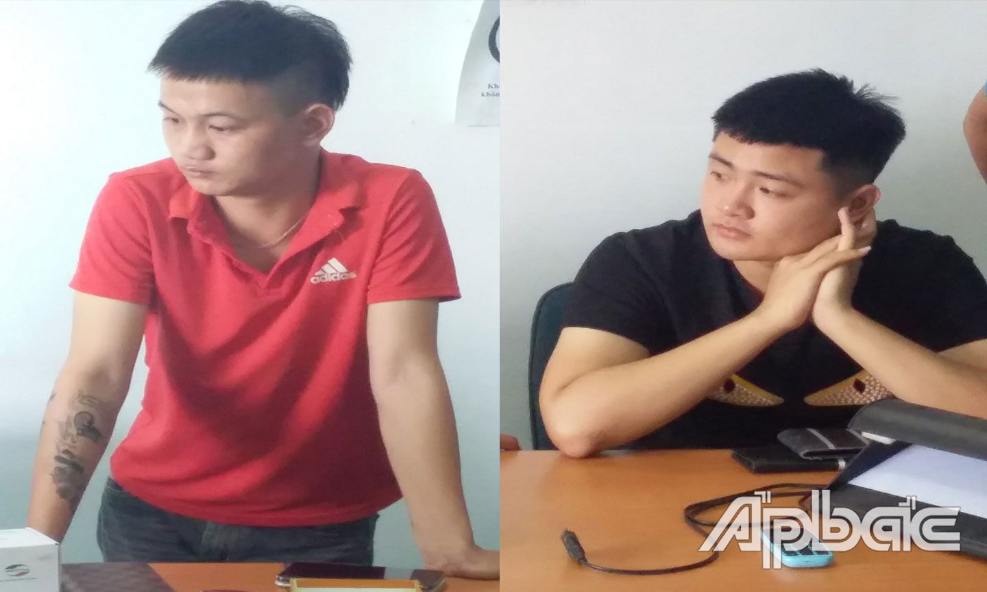 Dũng và Mạnh tại cơ quan Công an.