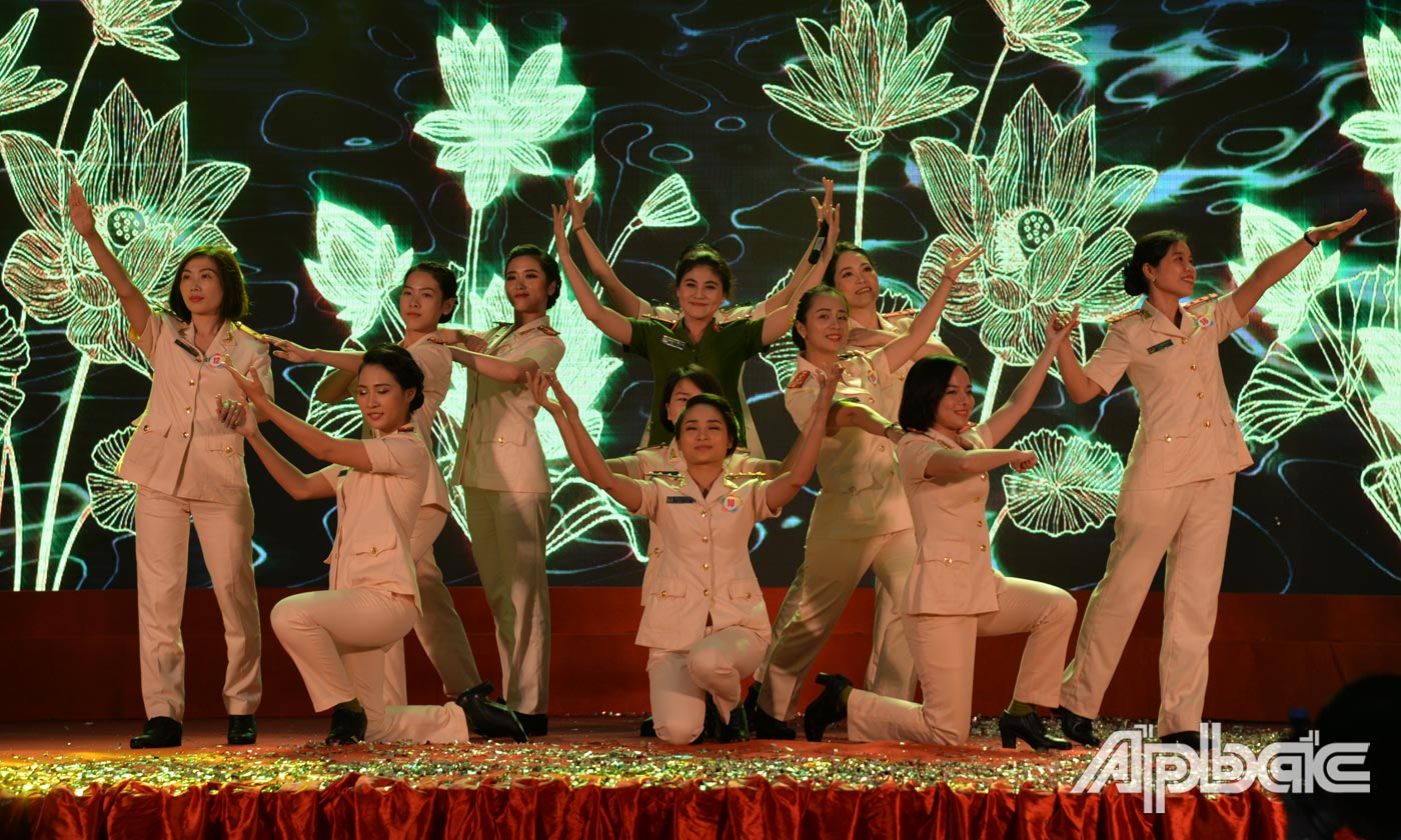 Các tiết mục giao lưu của khán giả các đơn vị