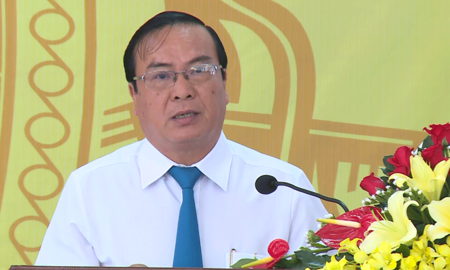 Đồng chí Phạm Anh Tuấn phát biểu tại buổi lễ