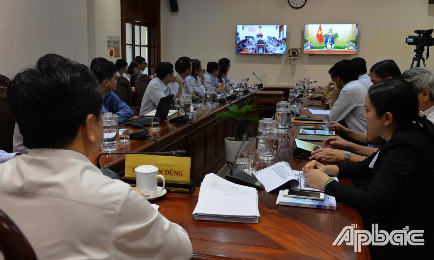 Tại điểm cầu Tiền Giang