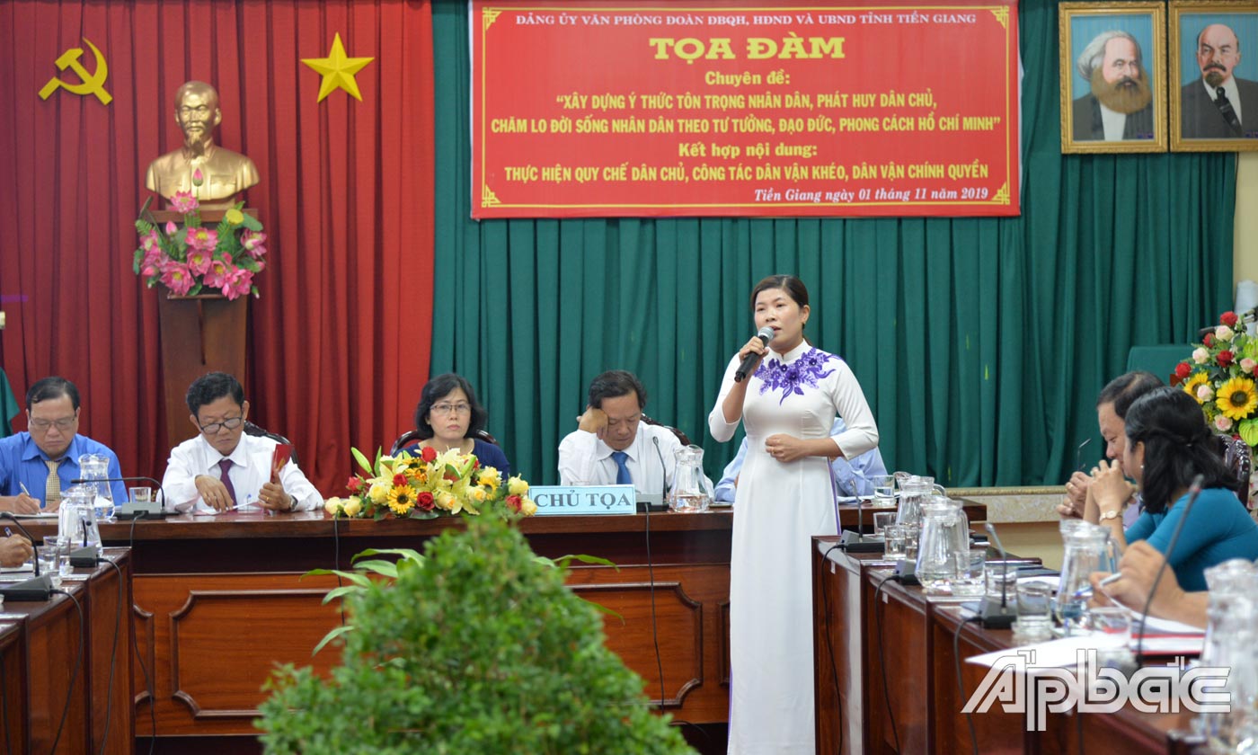 Những câu chuyện về Bác được kể tại buổi tọa đàm.