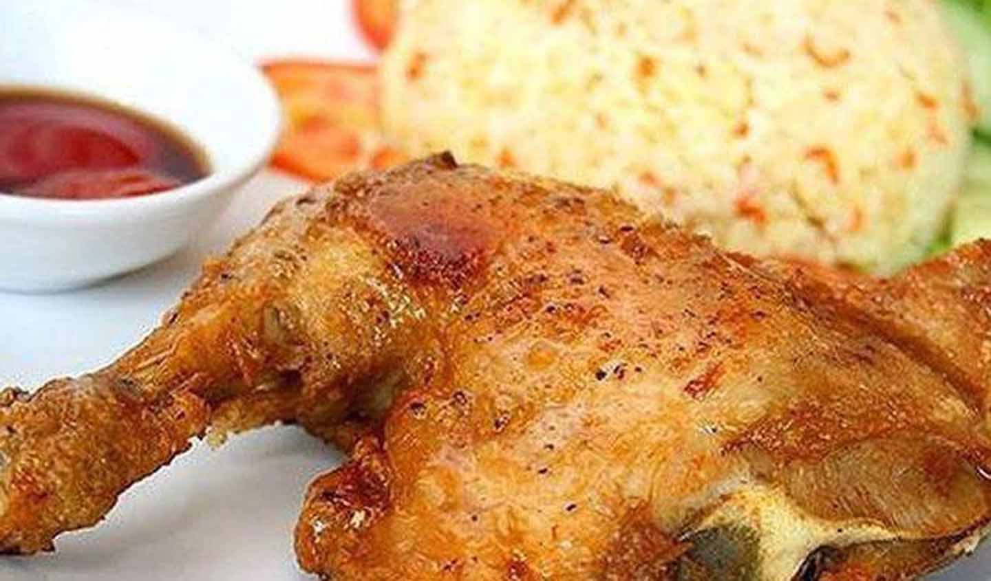 Bữa tối ăn no, khi đi ngủ tốc độ tiêu hóa chậm lại.