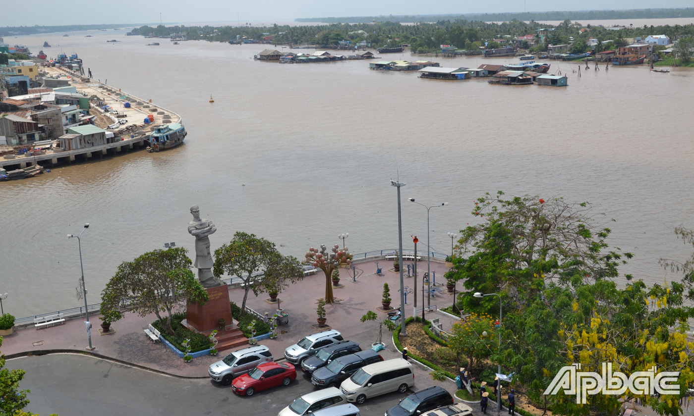Sông Mê Công đoạn qua Tiền Giang.