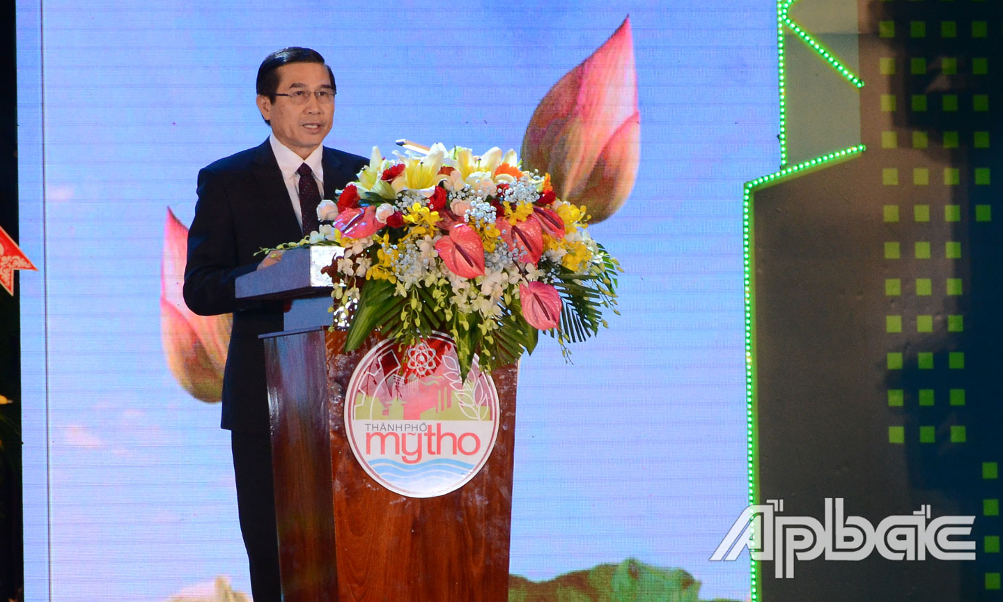 Đồng chí Lê Văn Hưởng phát biểu tại Lễ kỷ niệm.