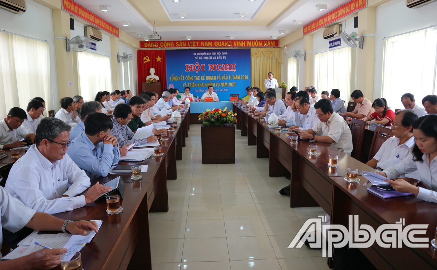 Quang cảnh hội nghị