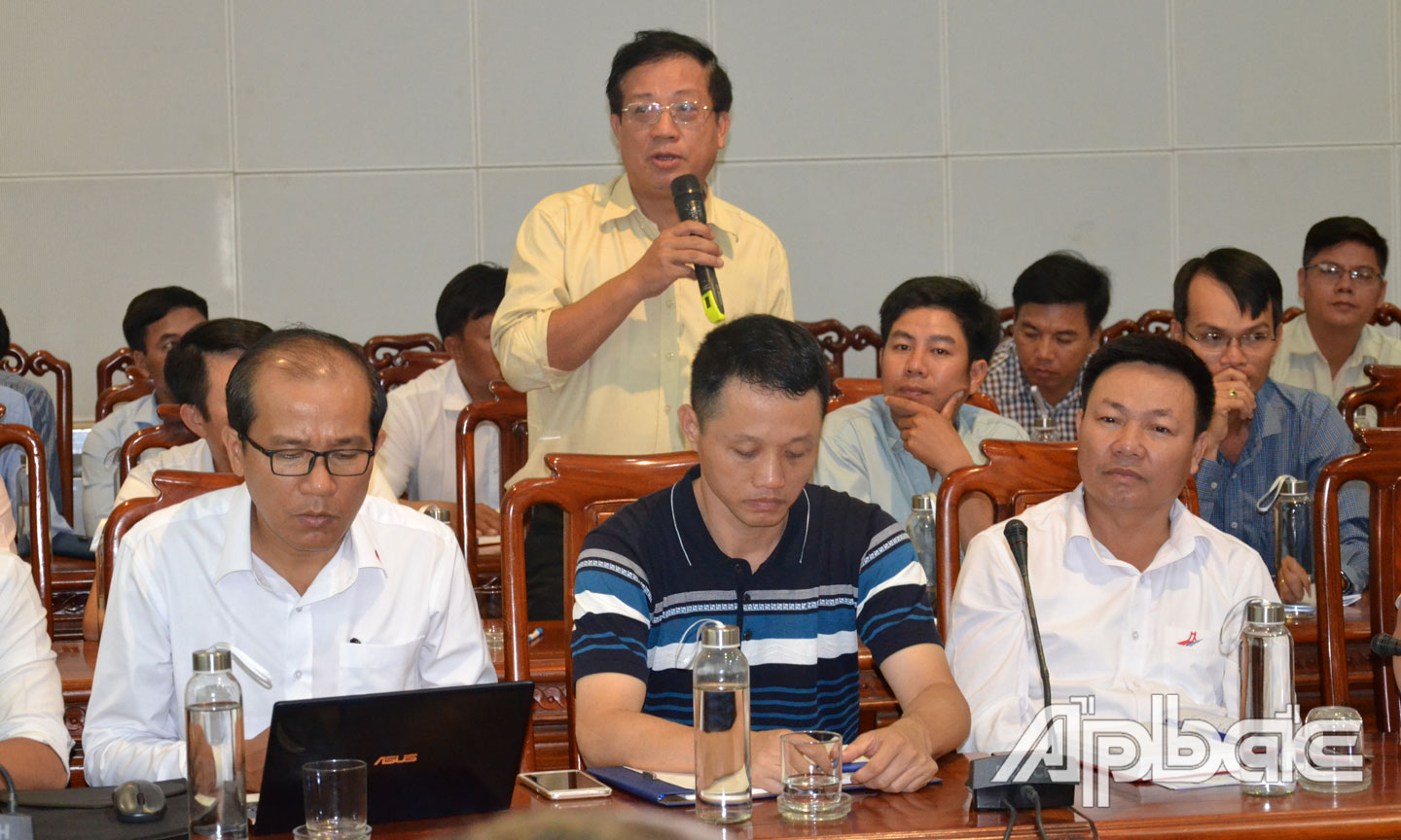 Đại diện nhà thầu phát biểu ý kiến.