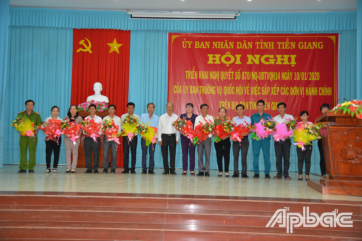 Ban chấp hành Đảng bộ Thị trấn Mỹ Phước ra mắt tại hội nghị