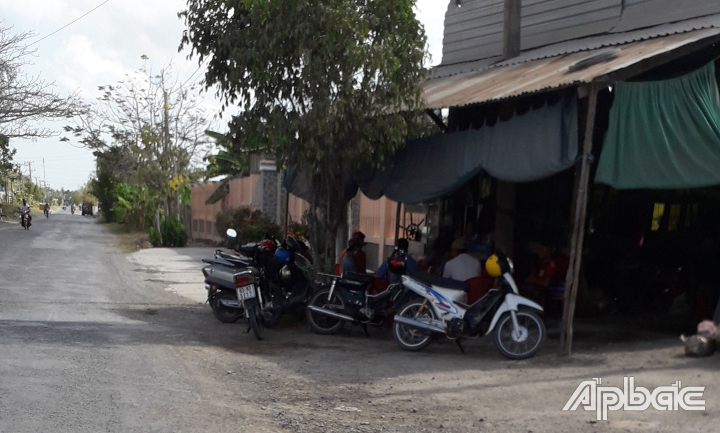 Một số người dân còn