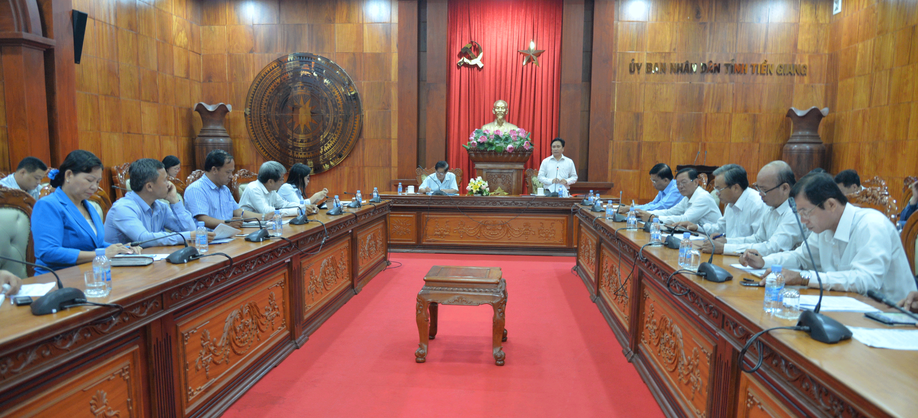 Quang cảnh hội nghị.