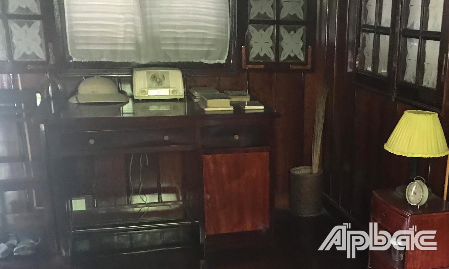 Những vật dụng hằng ngày của Bác.