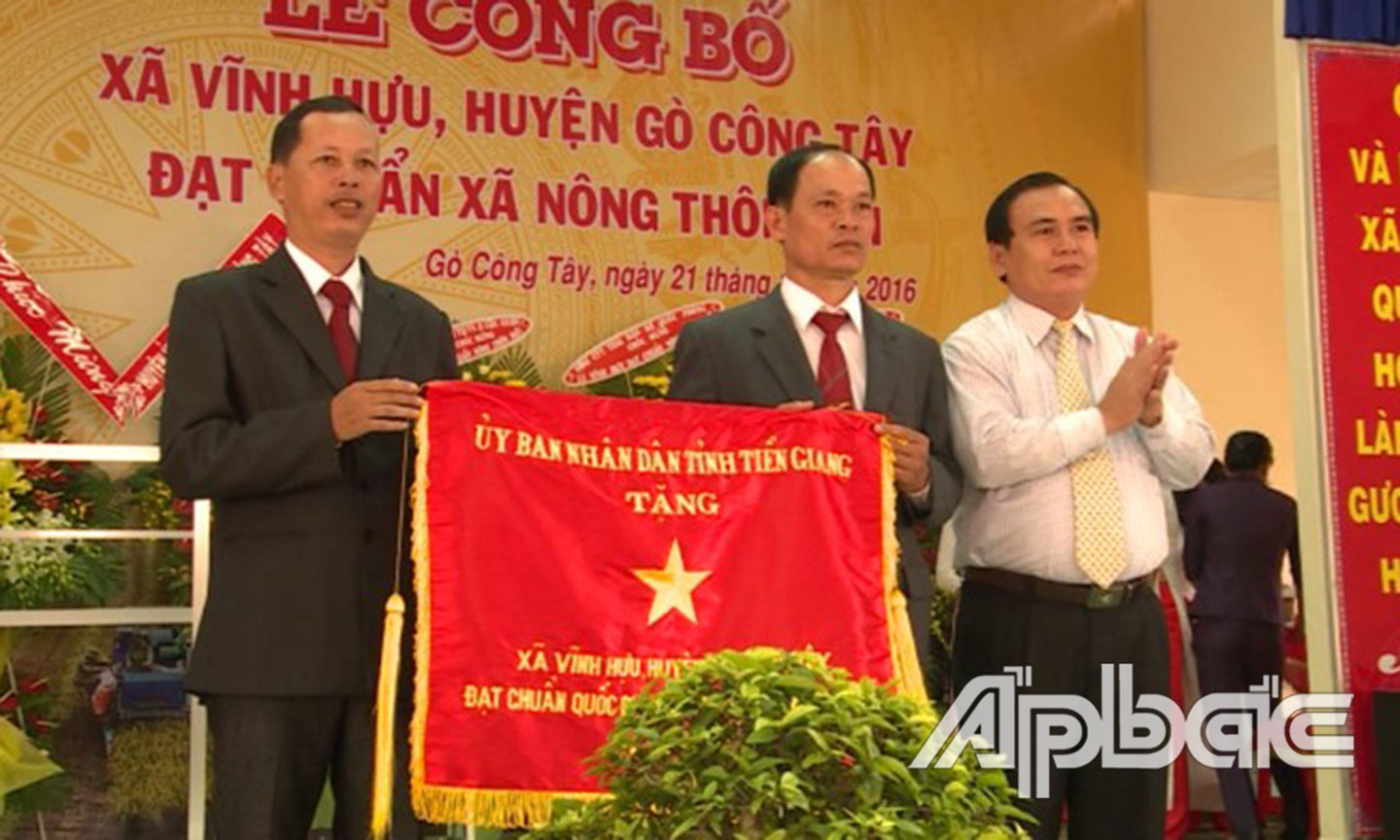 Vĩnh Hựu là 1 trong 3 xã đầu tiên của huyện Gò Công Tây đạt chuẩn NTM.