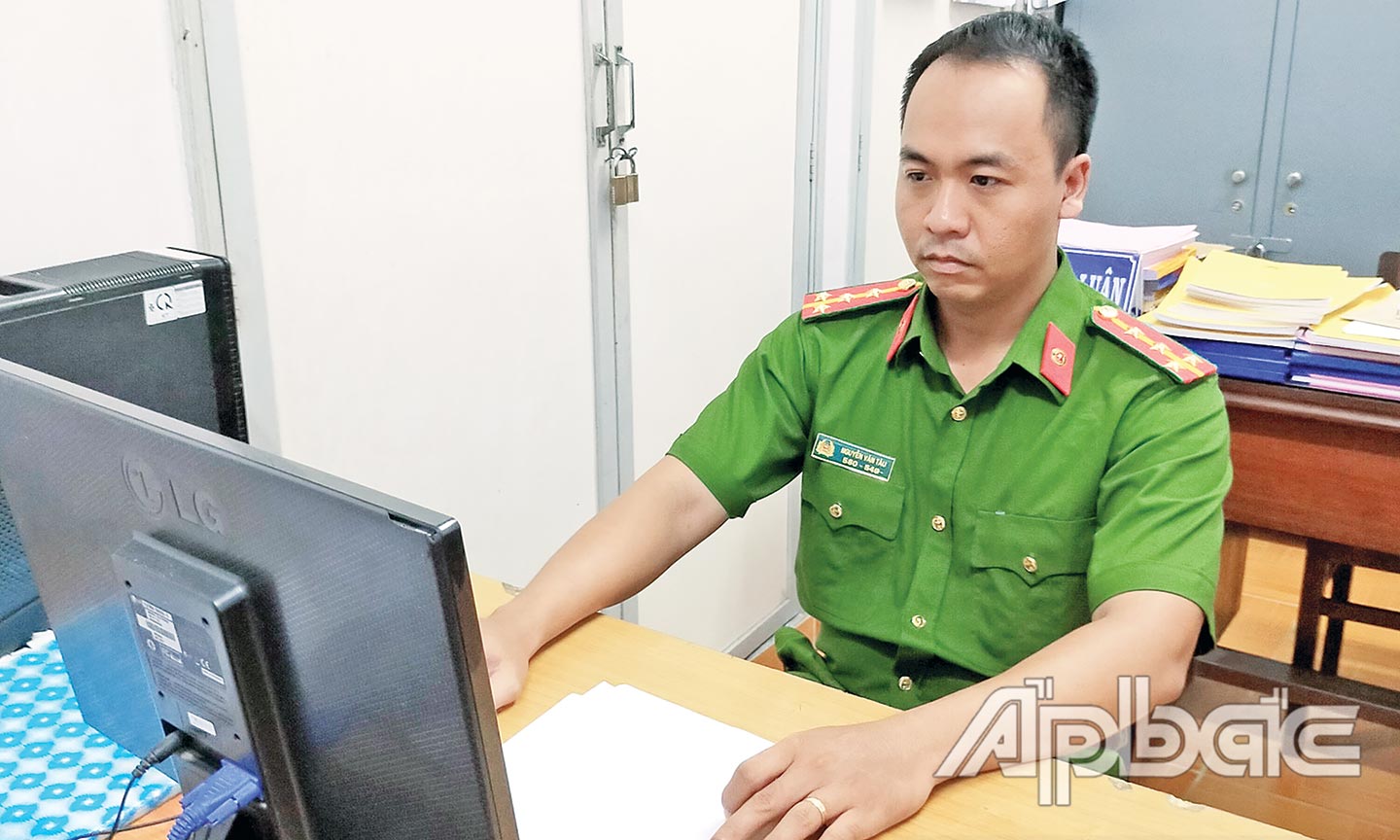 Đại úy Nguyễn Văn Tàu.