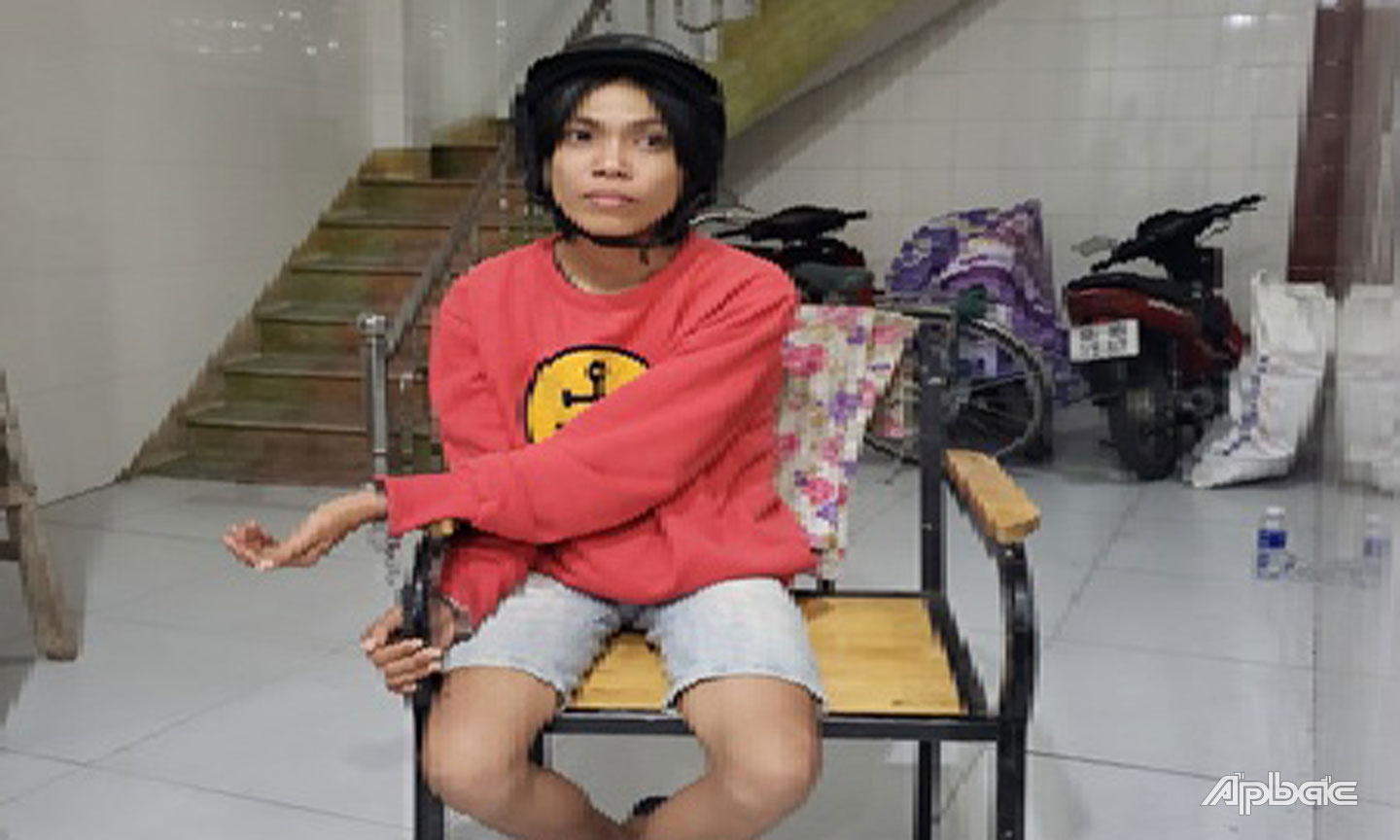 Nghi phạm Thơm bị bắt giữ.