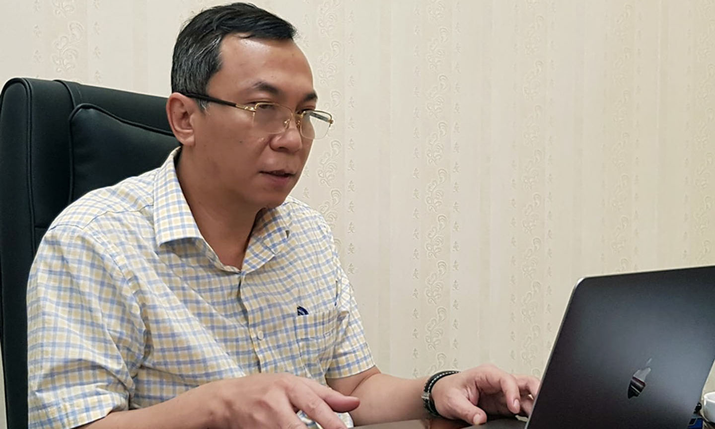 Phó chủ tịch Thường trực LĐBĐVN Trần Quốc Tuấn chủ trì cuộc họp trên cương vị là Trưởng Ban thi đấu AFC.