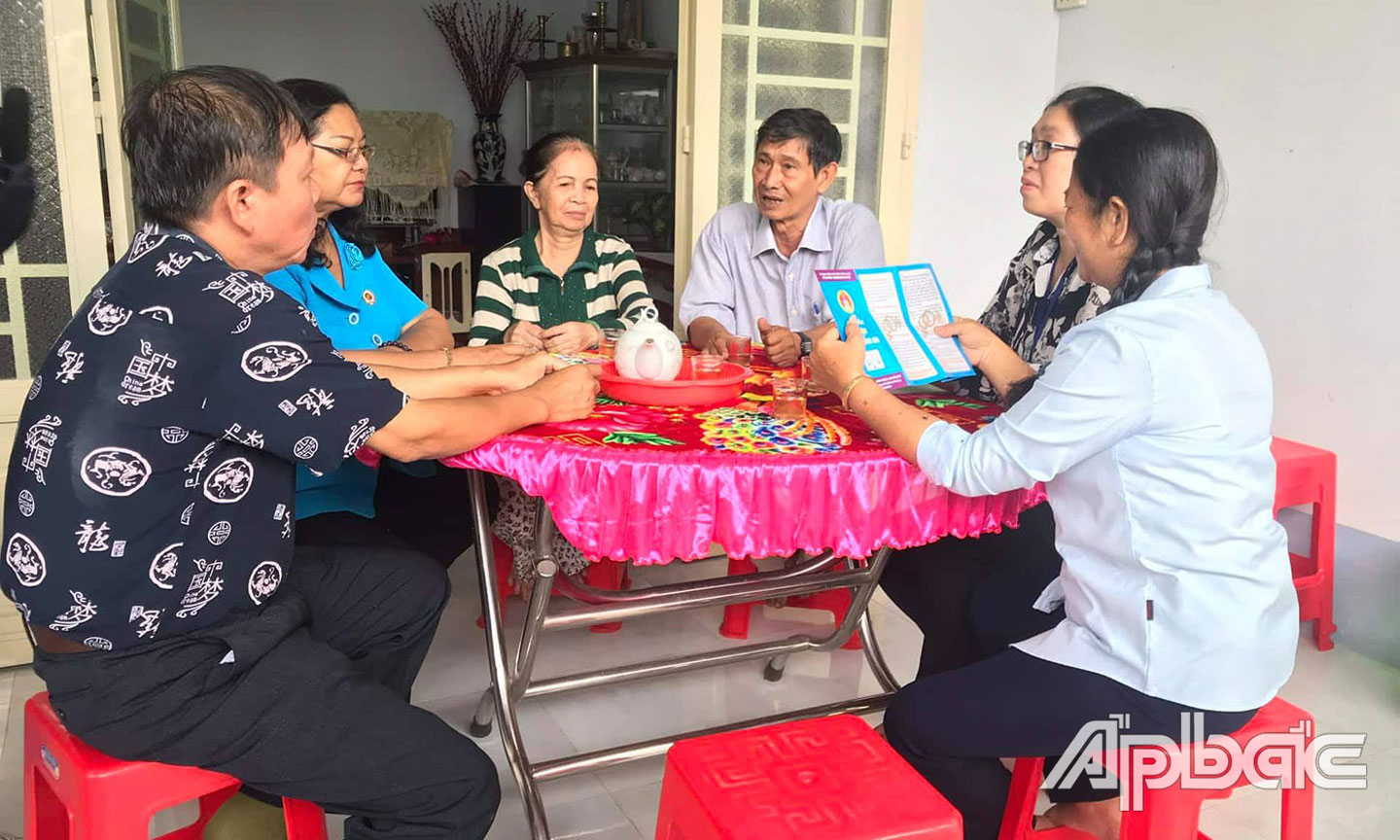 Đẩy mạnh tuyên truyền giúp nhiều gia đình hiểu và nhận thức đúng đắn hơn về BĐG để giữ gìn hạnh phúc gia đình.