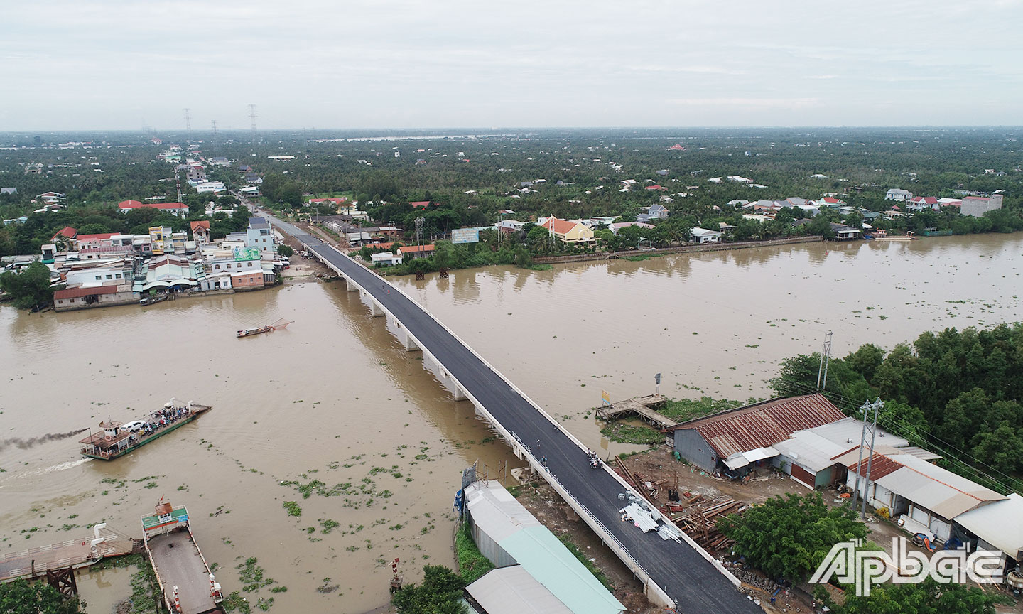 Cầu Ngũ Hiệp nhìn từ trên cao. Ảnh: Minh Thành