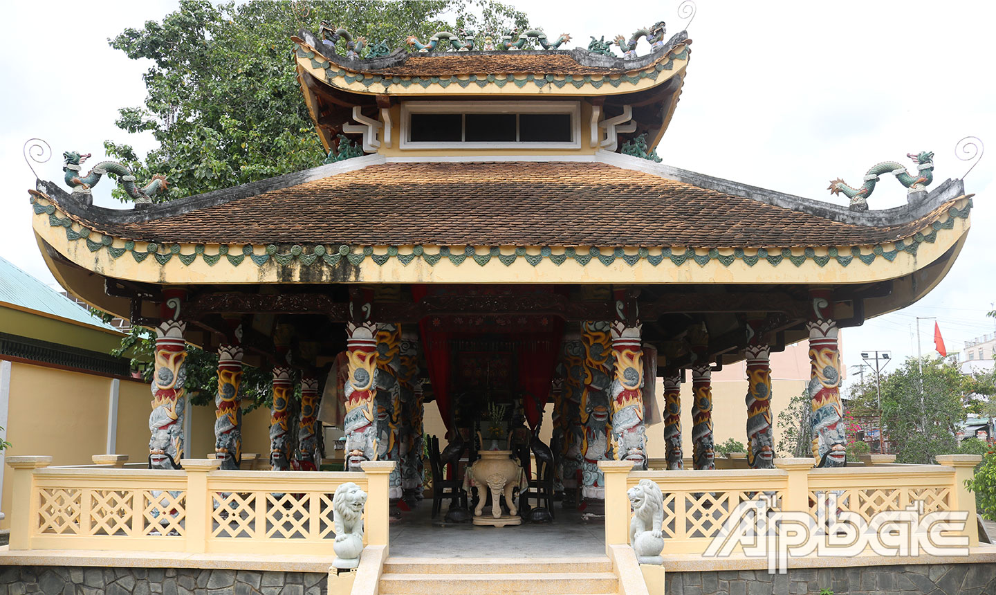 Lăng Tứ Kiệt hiện tọa lạc đường 30-4, phường 1, TX. Cai Lậy. Ảnh: QUẾ NGÂN