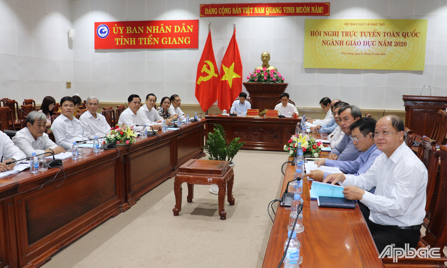 Quang cảnh hội nghị.