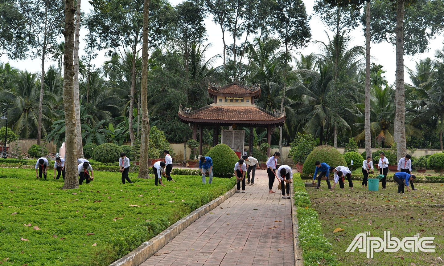Đoàn viên- hanh niên - học sinh về truyền thống lịch sử của quê hương, đất nước, góp phần nâng cao tinh thần yêu nước, xung kích, tình nguyện xây dựng đất nước cũng như tỉnh nhà ngày càng phát triển...