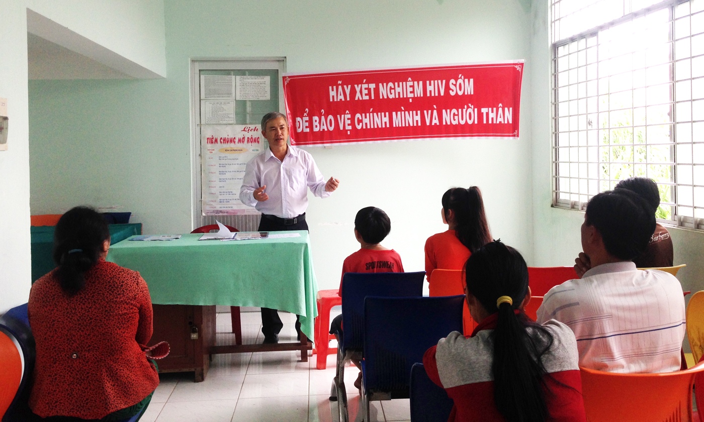 Truyền thông về vai trò của việc xét nghiệm tầm soát HIV cho người dân