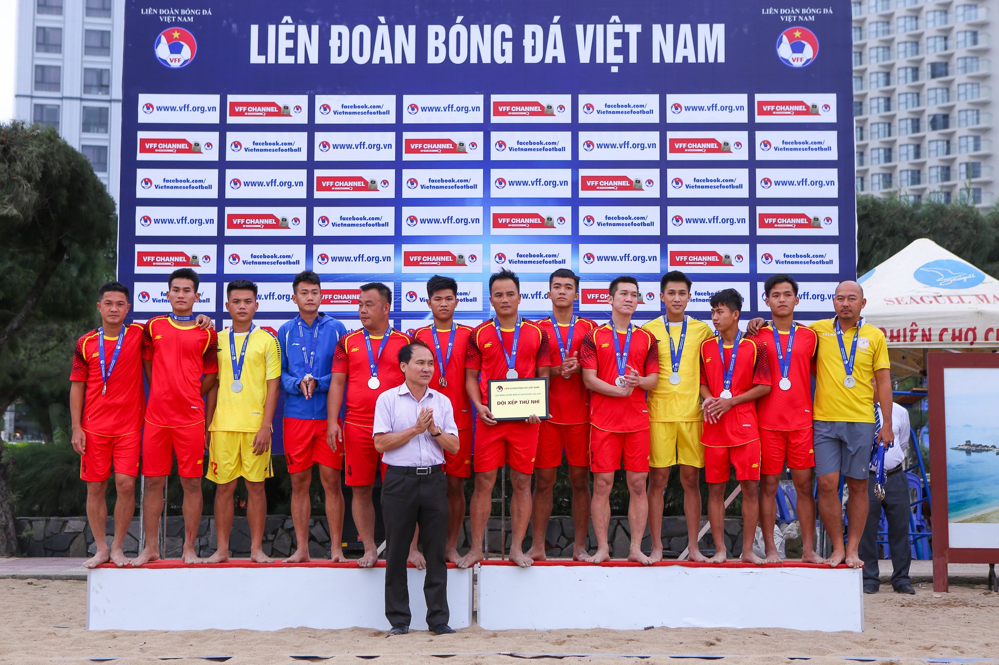Đội hạng nhì