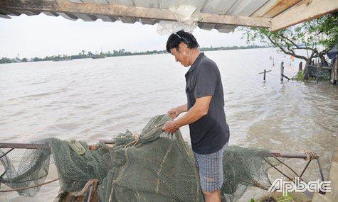 Dòng sông và những phận người