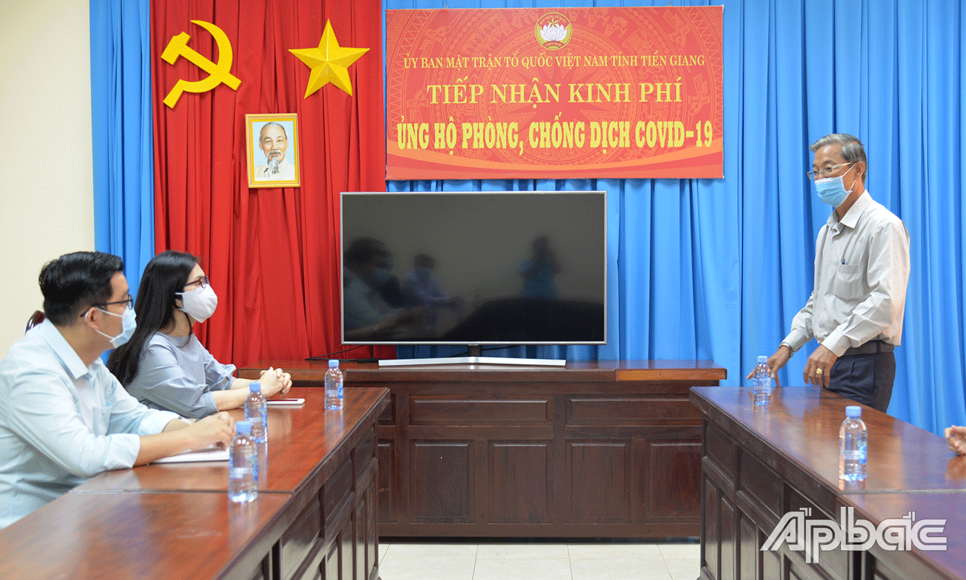 Phó Chủ tịch Ủy ban MTTQ tỉnh Huỳnh Văn Hải gửi lời cám ơn chân thành đến lãnh đạo, tập thể công ty.