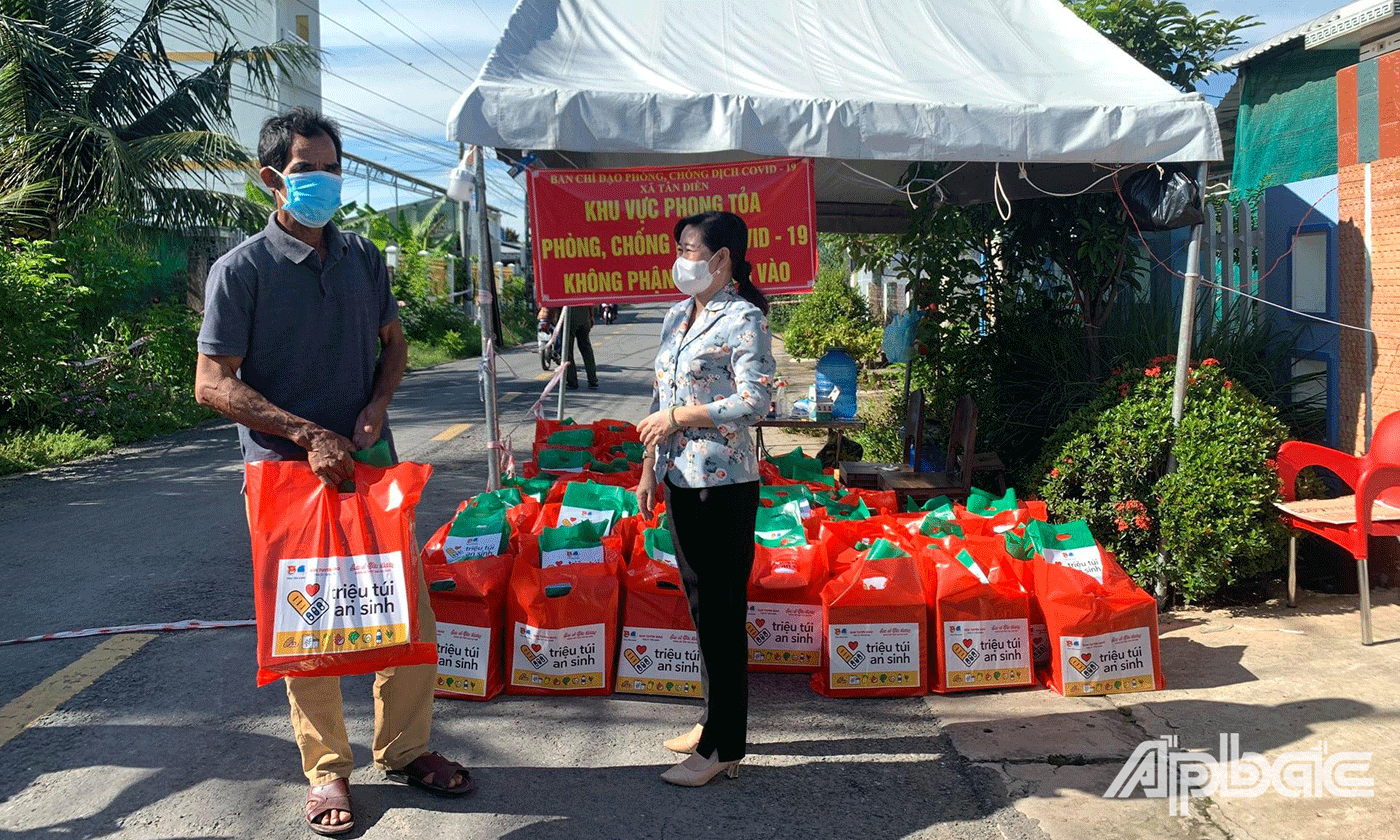 Châu Thị Mỹ Phương, Ủy viên Ban Thường vụ Tỉnh ủy, Trưởng ban Tuyên giáo Tỉnh ủy – Thành viên.