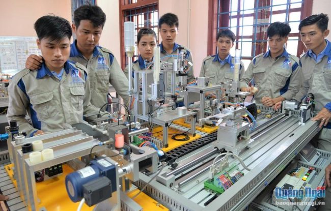 Trung tâm đào tạo và thực hành nghề chất lượng cao được kỳ vọng sẽ cung cấp cho người học các kỹ năng chất lượng cao theo quan điểm học tập suốt đời, thúc đẩy nghiên cứu và sự đổi mới .